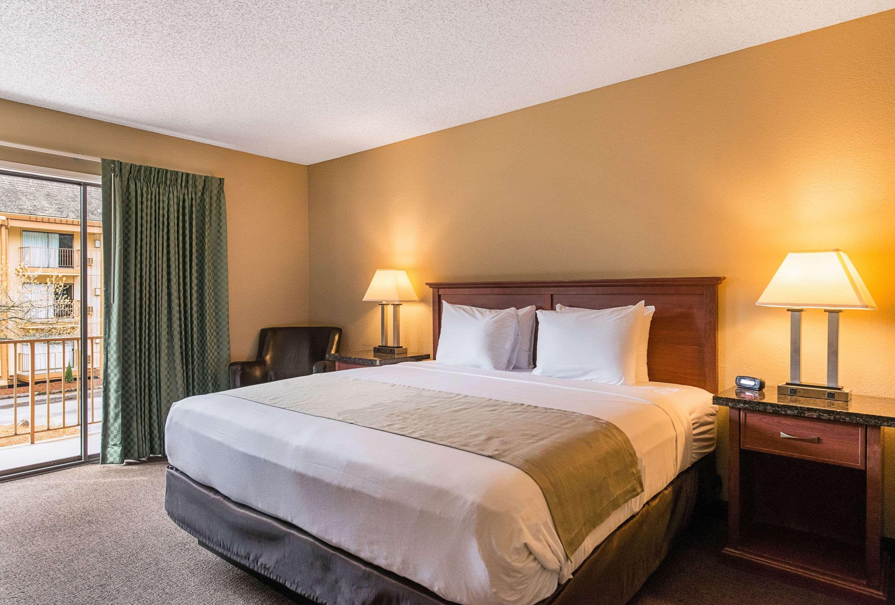 Rodeway Inn & Suites Portland - Jantzen Beach Eksteriør billede