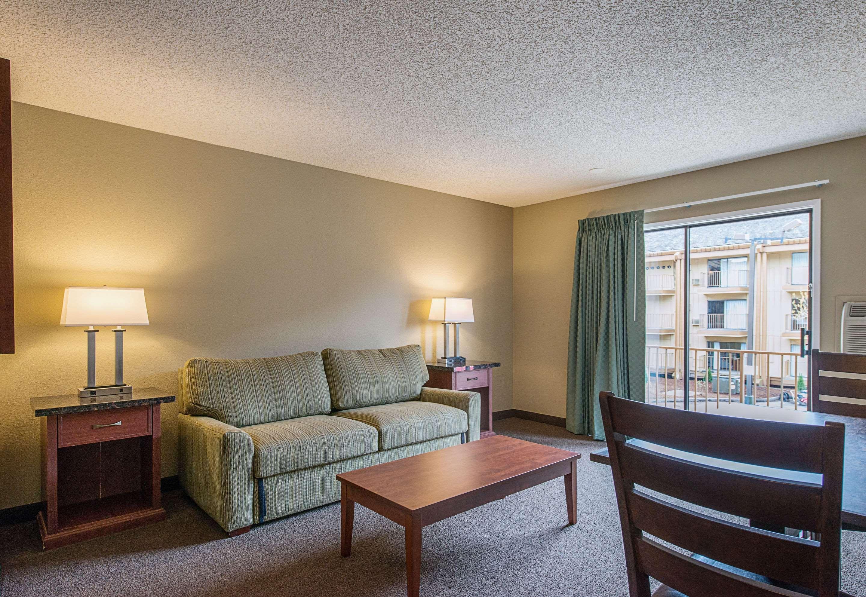 Rodeway Inn & Suites Portland - Jantzen Beach Eksteriør billede