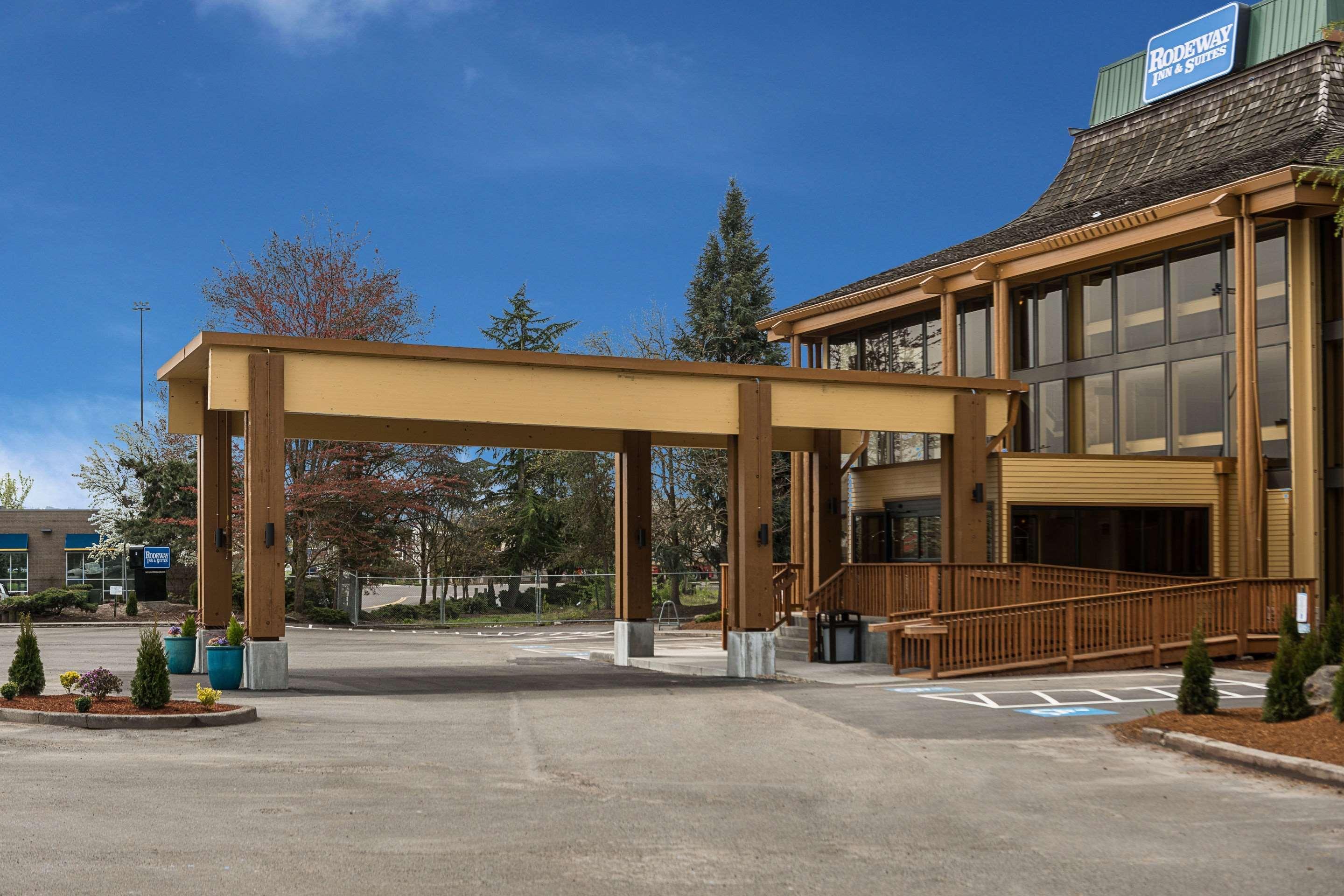 Rodeway Inn & Suites Portland - Jantzen Beach Eksteriør billede
